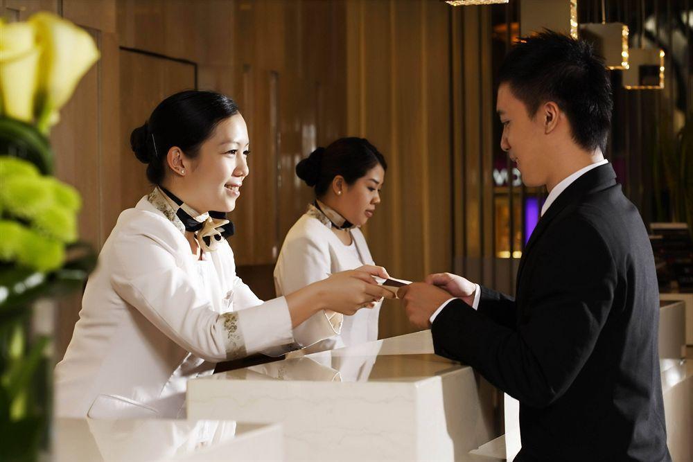 Hotel Royal-Nikko Тайбэй Экстерьер фото