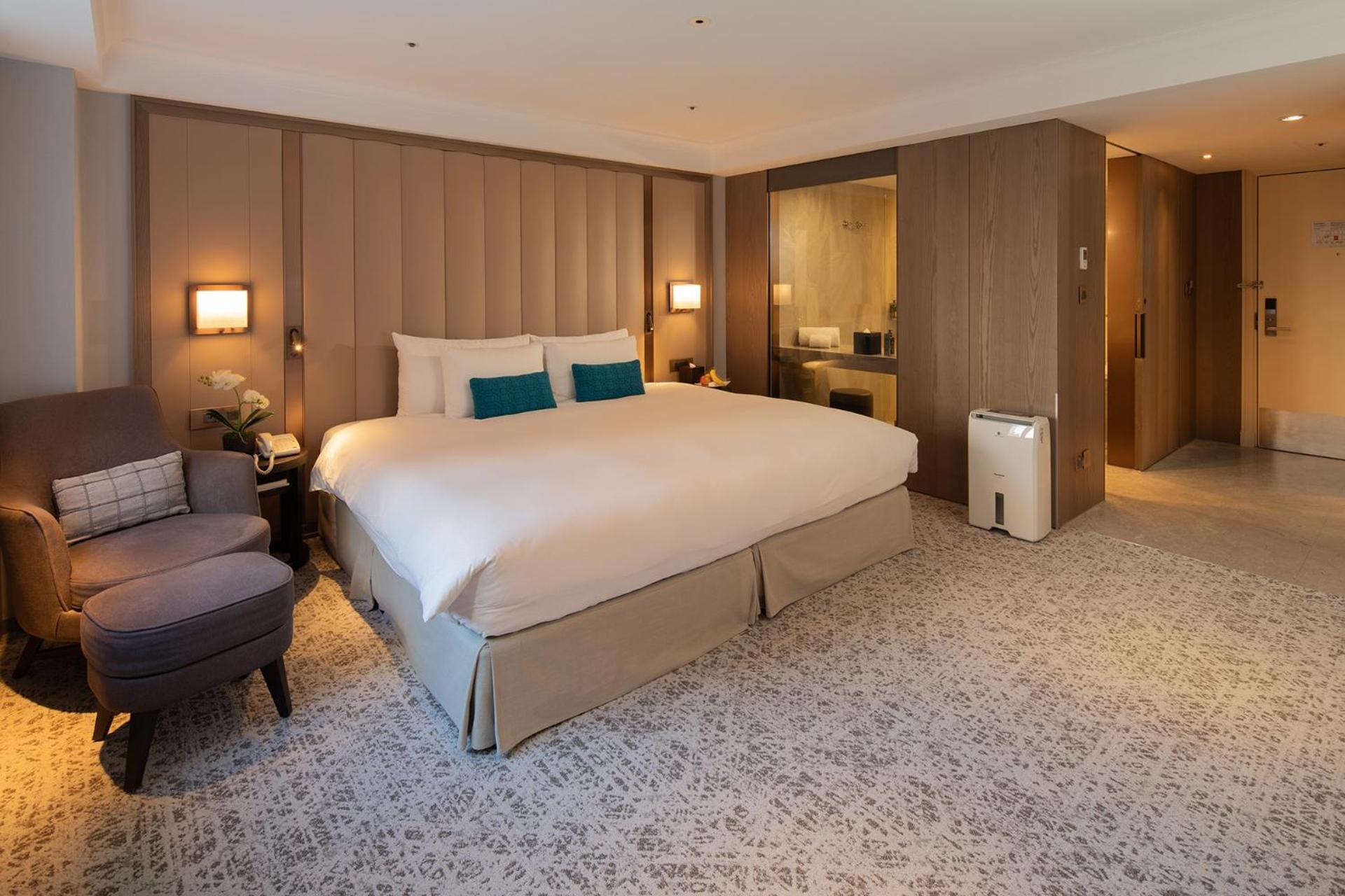 Hotel Royal-Nikko Тайбэй Экстерьер фото