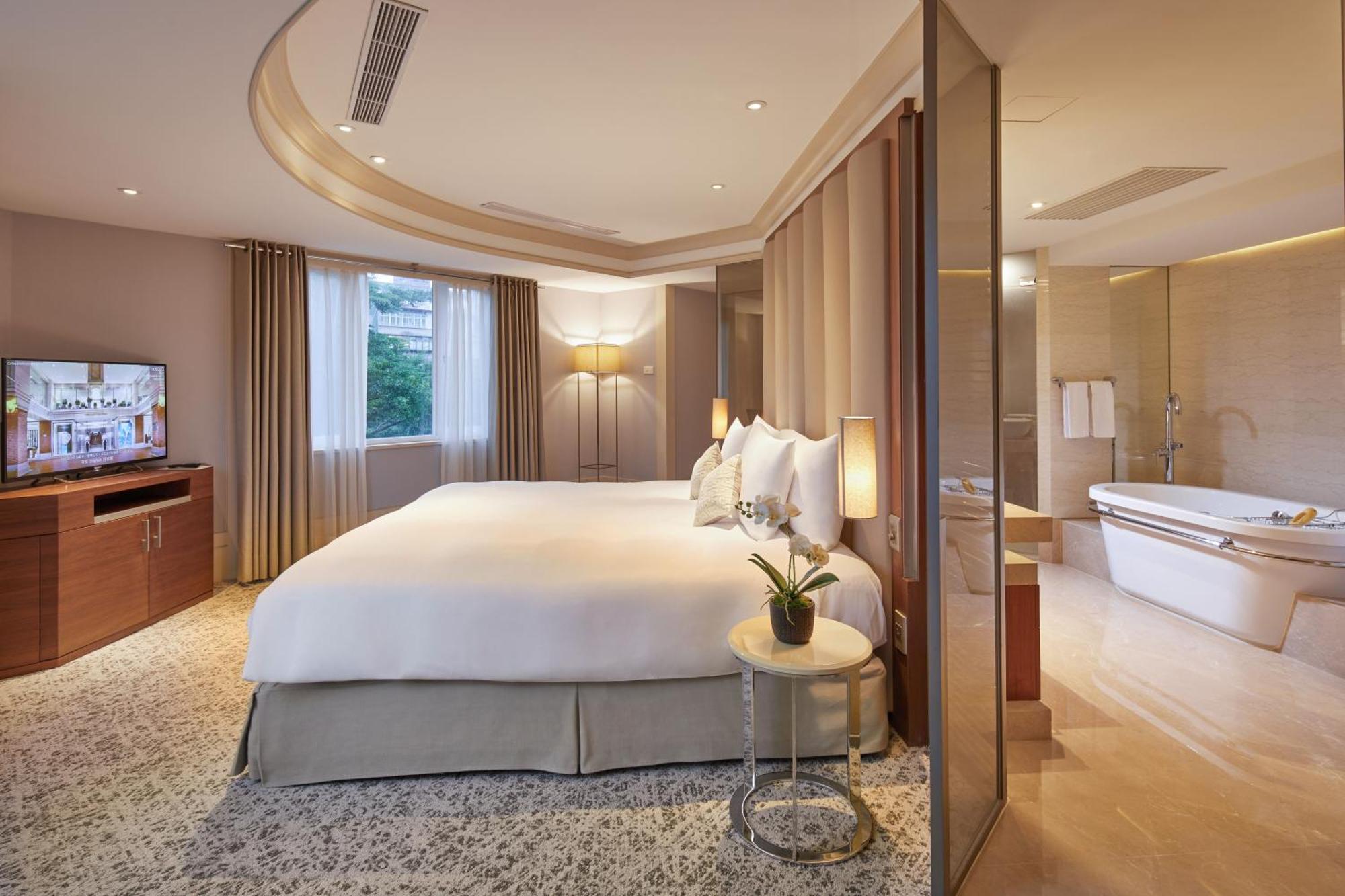 Hotel Royal-Nikko Тайбэй Экстерьер фото