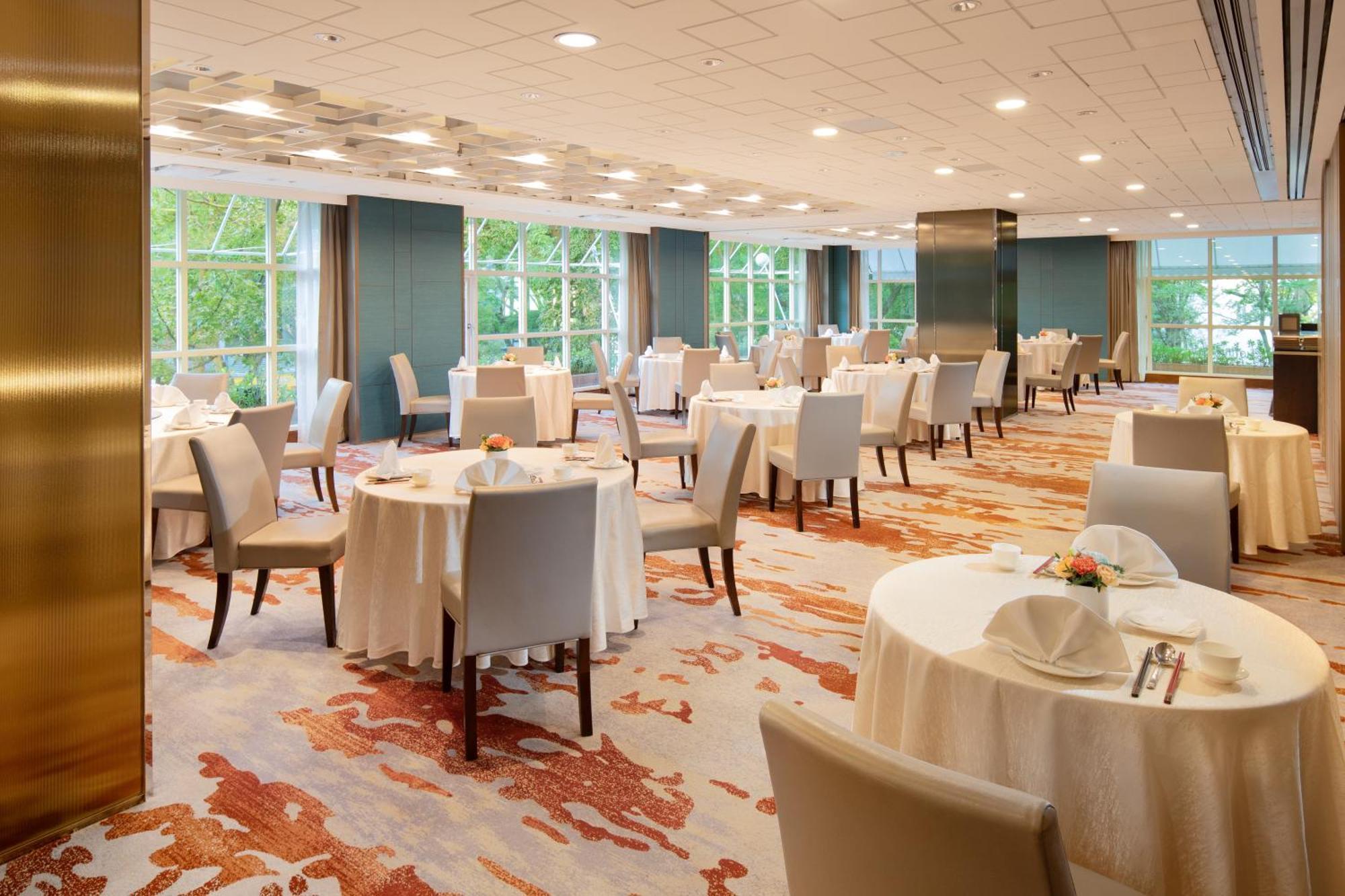 Hotel Royal-Nikko Тайбэй Экстерьер фото